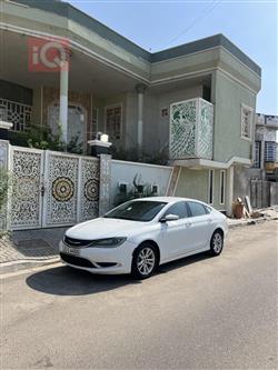 Chrysler 200